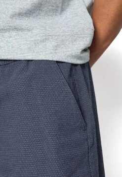 Redefined Rebel Rrjustin Shorts Plus - Shorts - Navy Star -Redefined Rebel 0c635b9e9ba54129a6a1865ea3ef1715