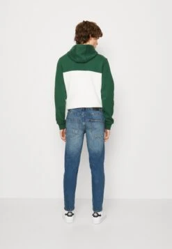 Redefined Rebel Rrstockholm Jeans - Straight Leg Jeans - Joy Blue 10 Redefined Rebel Rrstockholm Jeans - Straight Leg Jeans - Joy Blue -Redefined Rebel 1183f816874f4fbd8df6591d9924b51f