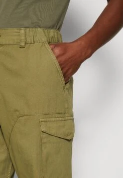 Redefined Rebel Rocco Pants - Cargobroek - Olivine -Redefined Rebel 14ebcc86d619472bb97778de3d86b26a