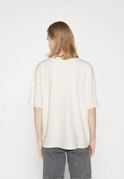 Redefined Rebel Derek Tee Plus - T-Shirt Print - Pristine -Redefined Rebel 184b784ebd6145cab89fb900dc061205