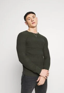 Redefined Rebel Savion- Trui - Rosin