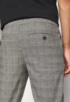 Redefined Rebel Rrking- Chino - Grey Mustard -Redefined Rebel 1d9072cf8cc44d59b1832880440065c2