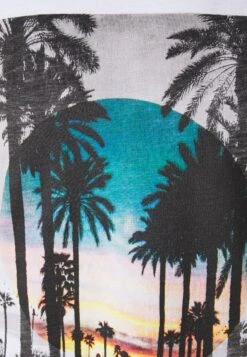 Redefined Rebel Amari Tee - T-Shirt Print - White 7 Redefined Rebel Amari Tee - T-Shirt Print - White -Redefined Rebel 20b7d6d85cb742e4b1d989da1799777a