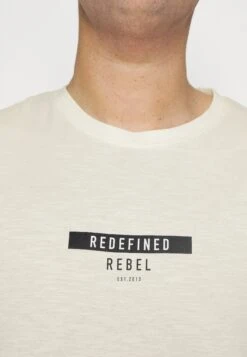Redefined Rebel Guti Tee - T-Shirt Print - Pristine 13 Redefined Rebel Guti Tee - T-Shirt Print - Pristine -Redefined Rebel 210bf1a5d09247e68b76139c9d60db68