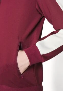 Redefined Rebel Rodney - Sweater Met Rits - Maroon Banner 11 Redefined Rebel Rodney - Sweater Met Rits - Maroon Banner -Redefined Rebel 265c2dff0a58436db75f160fa11ee0fc