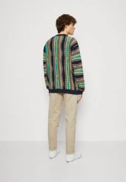 Redefined Rebel Teton - Trui - Navy 10 Redefined Rebel Teton - Trui - Navy -Redefined Rebel 2914d9ce56ec4ad584d2b488a32132f3