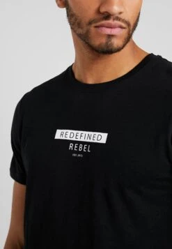 Redefined Rebel Rrguti Tee - T-Shirt Print - Black -Redefined Rebel 2b4e7a24c0a0401180432203439d8ddb