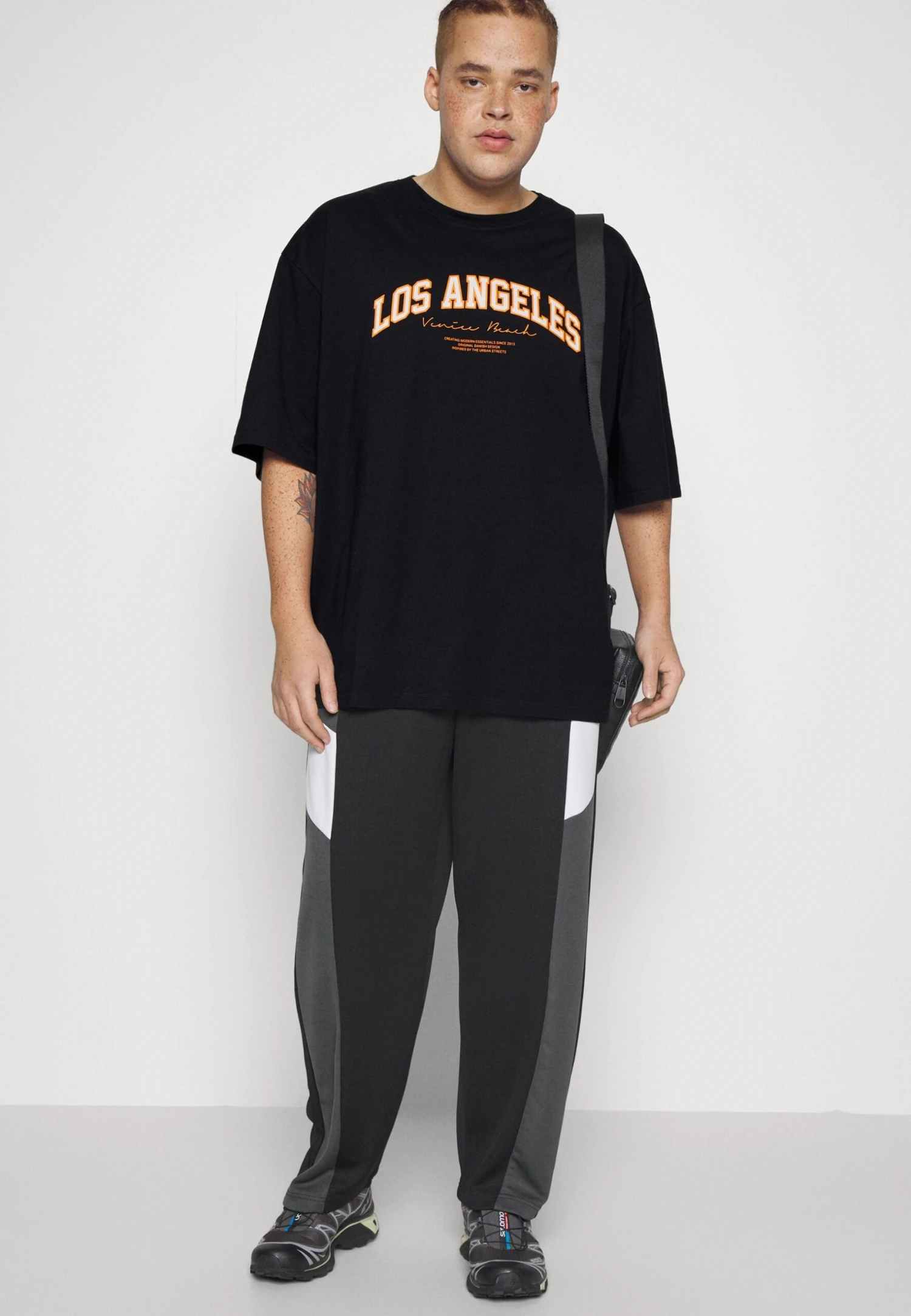 Redefined Rebel Sago Tee - T-Shirt Print - Black 7 Redefined Rebel Sago Tee - T-Shirt Print - Black - Afbeelding 5