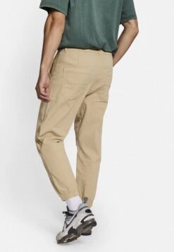 Redefined Rebel Nova- Broek - Sand -Redefined Rebel 2e33f3282a1f4219af048bef8f0e5384