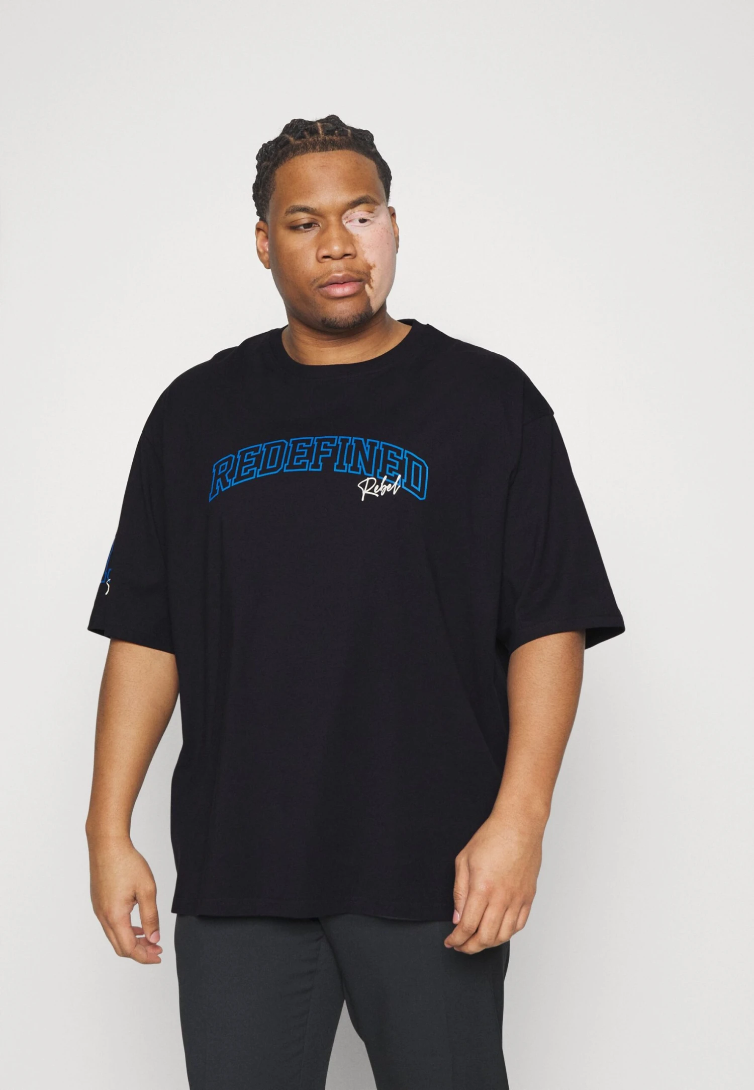 Redefined Rebel Keaton Tee- T-Shirt Print - Black 3 Redefined Rebel Keaton Tee- T-Shirt Print - Black