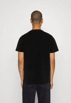 Redefined Rebel Legacy Tee - T-Shirt Print - Black -Redefined Rebel 2fbbf4829c5e4d408756a84d686c7086