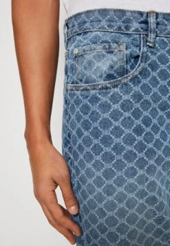 Redefined Rebel Tokyo Print - Relaxed Fit Jeans - Light Blue -Redefined Rebel 36533b4ea7c84ce0806a221ac78ab30e