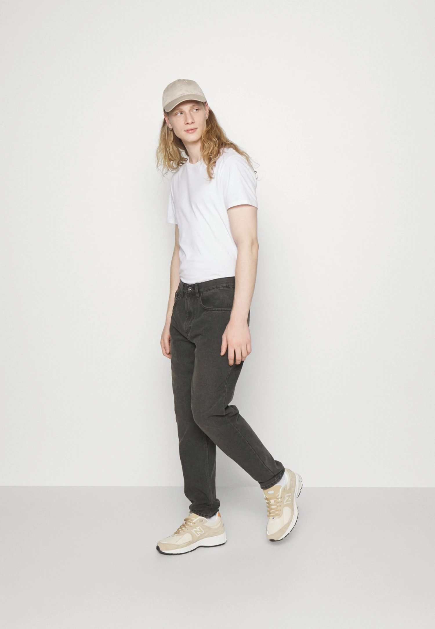 Redefined Rebel Manchester- Straight Leg Jeans - Black Grey 4 Redefined Rebel Manchester- Straight Leg Jeans - Black Grey - Afbeelding 2