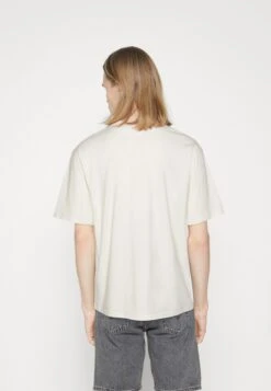 Redefined Rebel Derek Tee - T-Shirt Print - Pristine -Redefined Rebel 36e562e99a4e4479beb11d927bec7ea2