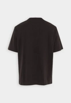 Redefined Rebel Derek Tee - T-Shirt Print - Bristol Black 13 Redefined Rebel Derek Tee - T-Shirt Print - Bristol Black -Redefined Rebel 3b24474015fa479388ff74049e10dfca