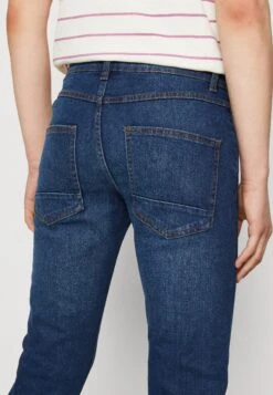 Redefined Rebel Copenhagen - Slim Fit Jeans - Dark Blue 13 Redefined Rebel Copenhagen - Slim Fit Jeans - Dark Blue -Redefined Rebel 44c8895d4d04464d933df15dfbf55fc8