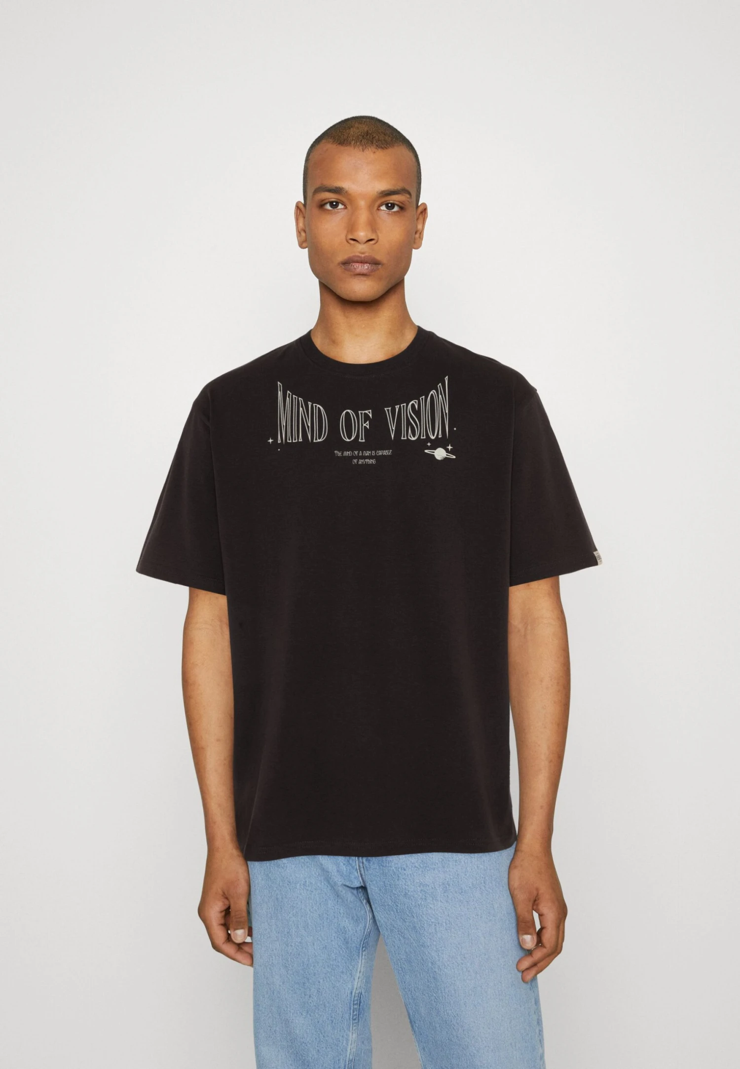 Redefined Rebel Derek Tee - T-Shirt Print - Bristol Black 3 Redefined Rebel Derek Tee - T-Shirt Print - Bristol Black