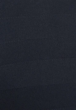 Redefined Rebel Savion- Trui - Navy 13 Redefined Rebel Savion- Trui - Navy -Redefined Rebel 4fec1f8a8aa64905b32b13789c93c5ba