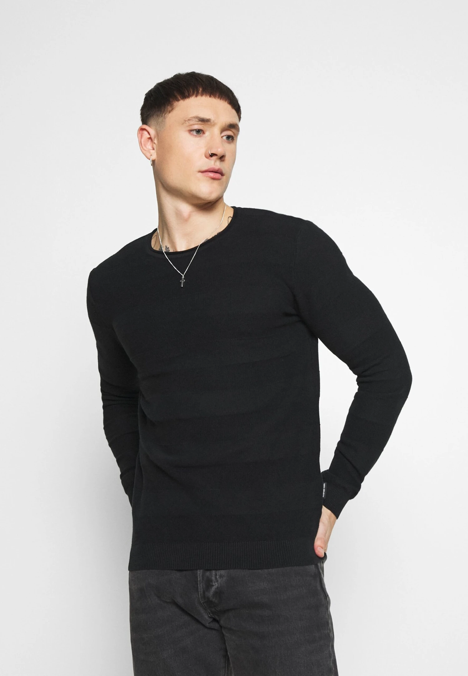 Redefined Rebel Savion- Trui - Black 3 Redefined Rebel Savion- Trui - Black