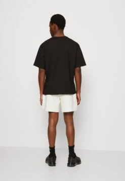 Redefined Rebel Sebastian Tee Unisex - T-Shirt Print - Black 10 Redefined Rebel Sebastian Tee Unisex - T-Shirt Print - Black -Redefined Rebel 636472cdd4b04529939793f663a92819