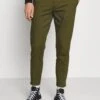Redefined Rebel Rrercan - Chino - Dark Olive 1 Redefined Rebel Rrercan - Chino - Dark Olive -Redefined Rebel 65898d6ba42146a18ae23fd6b4657a94