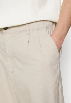 Redefined Rebel Rremir Pants - Chino - String 11 Redefined Rebel Rremir Pants - Chino - String -Redefined Rebel 6bc4268c8c4743368f0d42b4a4dfba6d