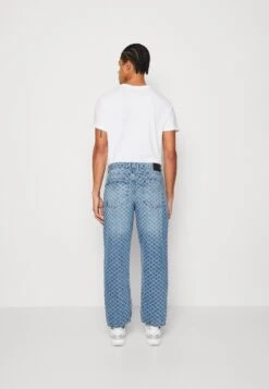 Redefined Rebel Tokyo Print - Relaxed Fit Jeans - Light Blue -Redefined Rebel 6d8ea445dd05463f821a156a7353b990