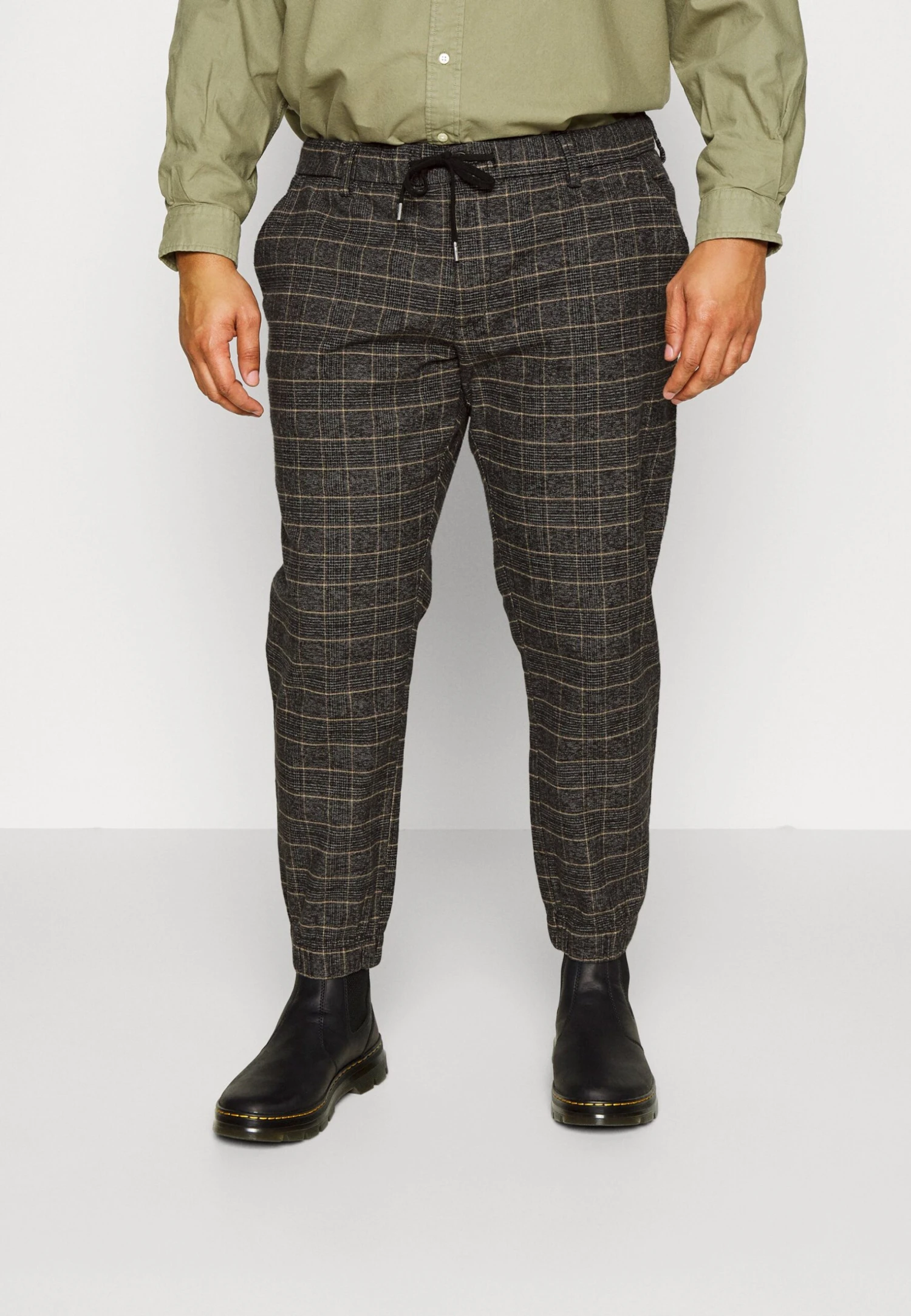 Redefined Rebel Romeo Pants- Broek - Black Check 3 Redefined Rebel Romeo Pants- Broek - Black Check