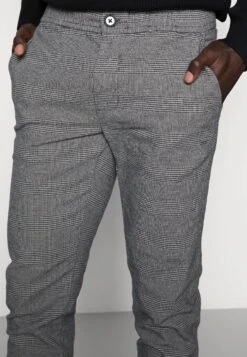 Redefined Rebel Rrking- Chino - Grey Check 11 Redefined Rebel Rrking- Chino - Grey Check -Redefined Rebel 7304ae9c65fe4fb3b4802218490c9f29