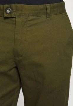 Redefined Rebel Rrercan - Chino - Dark Olive 11 Redefined Rebel Rrercan - Chino - Dark Olive -Redefined Rebel 74e6efb9cd1e4079b312d23d3ddfc125