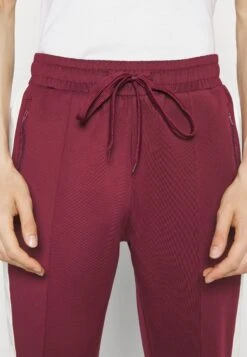 Redefined Rebel Rrluka Pants - Trainingsbroek - Maroon Banner -Redefined Rebel 813587a56d9149148341708f039d6116