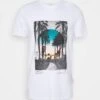 Redefined Rebel Amari Tee - T-Shirt Print - White 1 Redefined Rebel Amari Tee - T-Shirt Print - White -Redefined Rebel 8747ce27a1e3452f895448e73294b84f