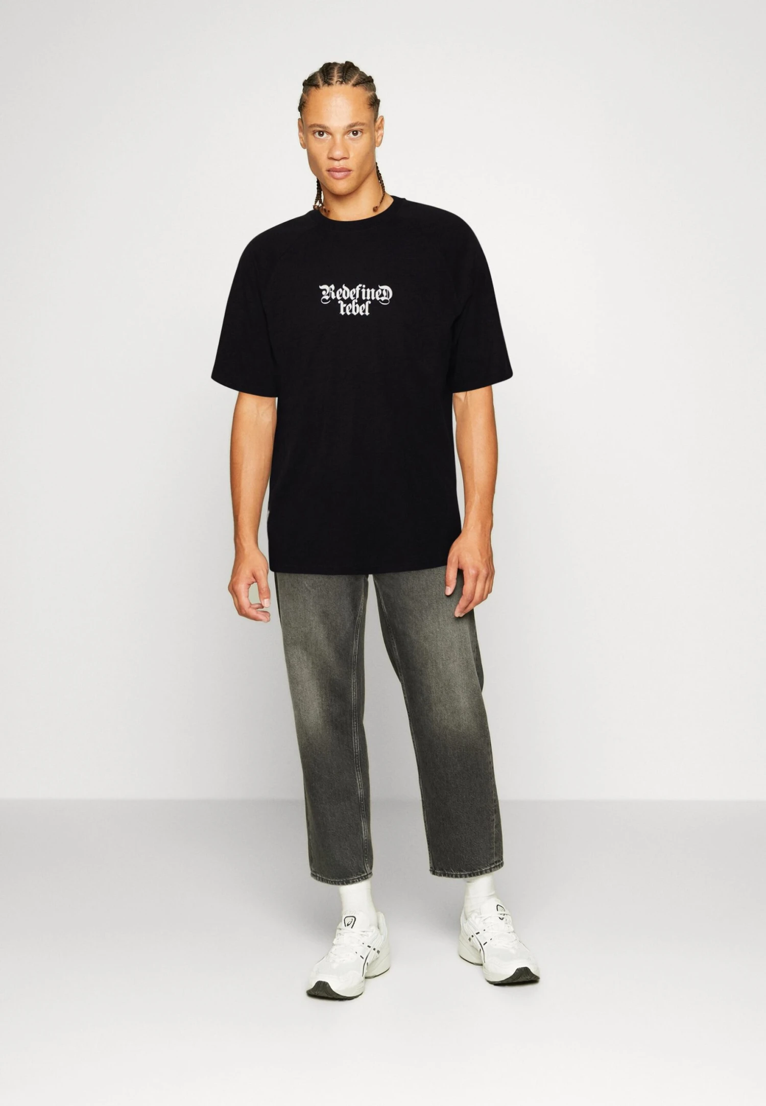 Redefined Rebel T-Shirt Print - Black 4 Redefined Rebel T-Shirt Print - Black - Afbeelding 2