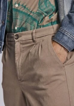 Redefined Rebel Jacko - Chino - Walnut 11 Redefined Rebel Jacko - Chino - Walnut -Redefined Rebel 92c8ef72be224356ae96667460c4de83