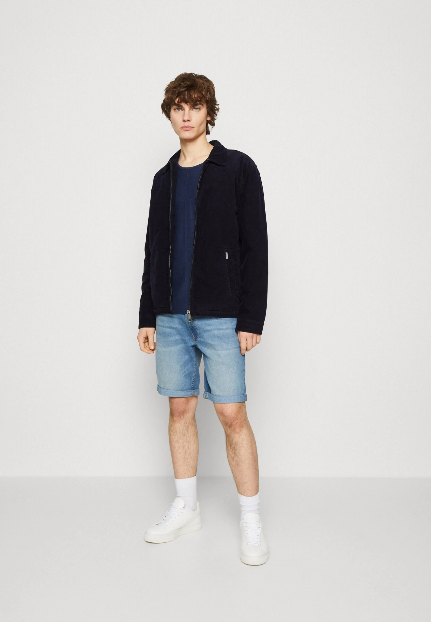 Redefined Rebel Stockholm- Jeansshort - Blue 4 Redefined Rebel Stockholm- Jeansshort - Blue - Afbeelding 2