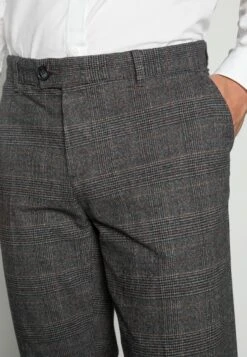 Redefined Rebel Rrercan - Chino - Wales 13 Redefined Rebel Rrercan - Chino - Wales -Redefined Rebel 95e492300d2941a58e063074b5cb9919