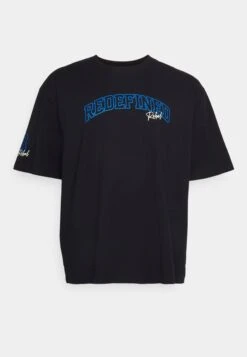 Redefined Rebel Keaton Tee- T-Shirt Print - Black 12 Redefined Rebel Keaton Tee- T-Shirt Print - Black -Redefined Rebel 977e1a7a024549a0bd4b8779868da92d