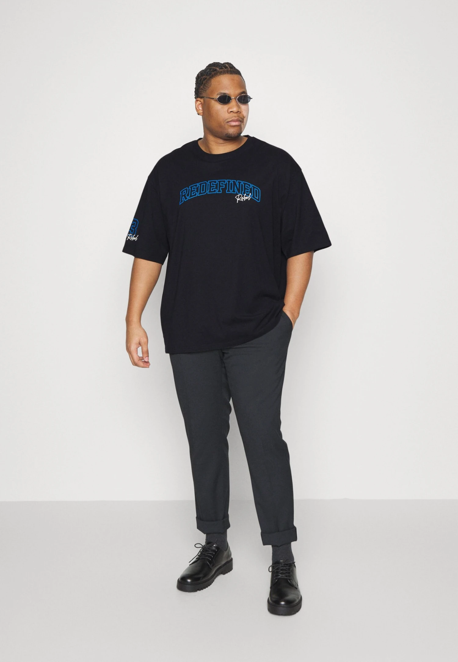 Redefined Rebel Keaton Tee- T-Shirt Print - Black 4 Redefined Rebel Keaton Tee- T-Shirt Print - Black - Afbeelding 2