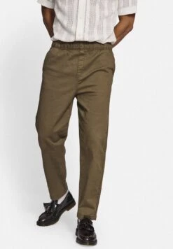 Redefined Rebel Arian - Chino - Dark Olive