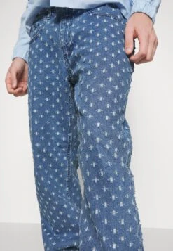 Redefined Rebel Tokyo Destroy- Relaxed Fit Jeans - Mid Blue -Redefined Rebel b3549065bc754b64aff71eba700d0cc1