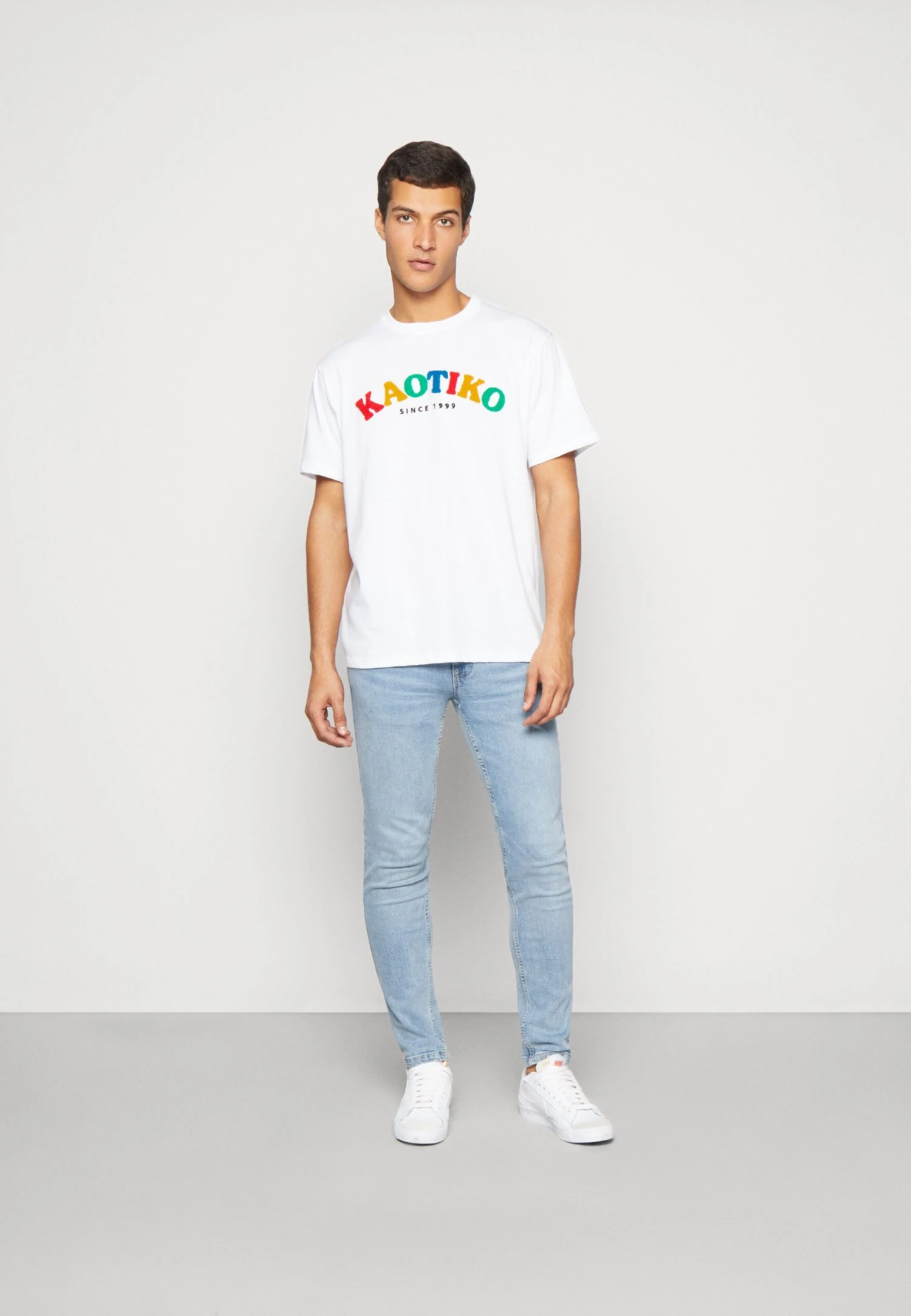 Redefined Rebel Stockholm - Slim Fit Jeans - Indigo Sapphire 4 Redefined Rebel Stockholm - Slim Fit Jeans - Indigo Sapphire - Afbeelding 2