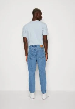 Redefined Rebel Kyoto - Relaxed Fit Jeans - Mid Blue -Redefined Rebel b6500c6f00304540b967423306618b51