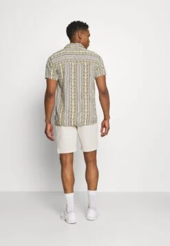 Redefined Rebel Joey - Shorts - Stone 9 Redefined Rebel Joey - Shorts - Stone -Redefined Rebel b6ace980bce443f1ad2be8177eefaa98