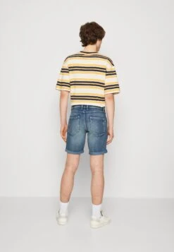 Redefined Rebel Stockholm- Jeansshort - Worn Vintage -Redefined Rebel c648037045434807b26115ebf95ed955