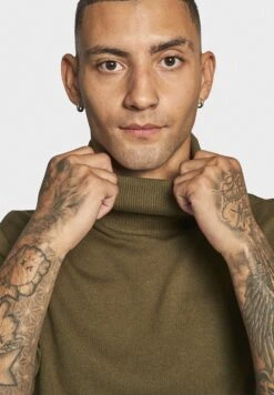 Redefined Rebel Rrtheo- Trui - Dark Olive -Redefined Rebel c75ca745df58487b8e33c127195046c0