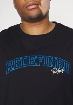 Redefined Rebel Keaton Tee- T-Shirt Print - Black 13 Redefined Rebel Keaton Tee- T-Shirt Print - Black -Redefined Rebel cf9927b42dfd41fdbb113b0fd79ff65f