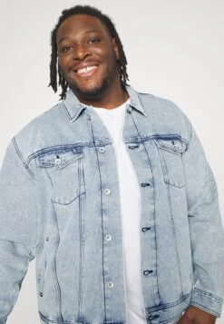 Redefined Rebel Baker Jacket Plus - Spijkerjas - Light Blue 11 Redefined Rebel Baker Jacket Plus - Spijkerjas - Light Blue -Redefined Rebel d484f41212674b8cb5956d56ea65d22c