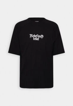 Redefined Rebel T-Shirt Print - Black 10 Redefined Rebel T-Shirt Print - Black -Redefined Rebel d9a51ab77b5b4cb7842b4f51399d45f8