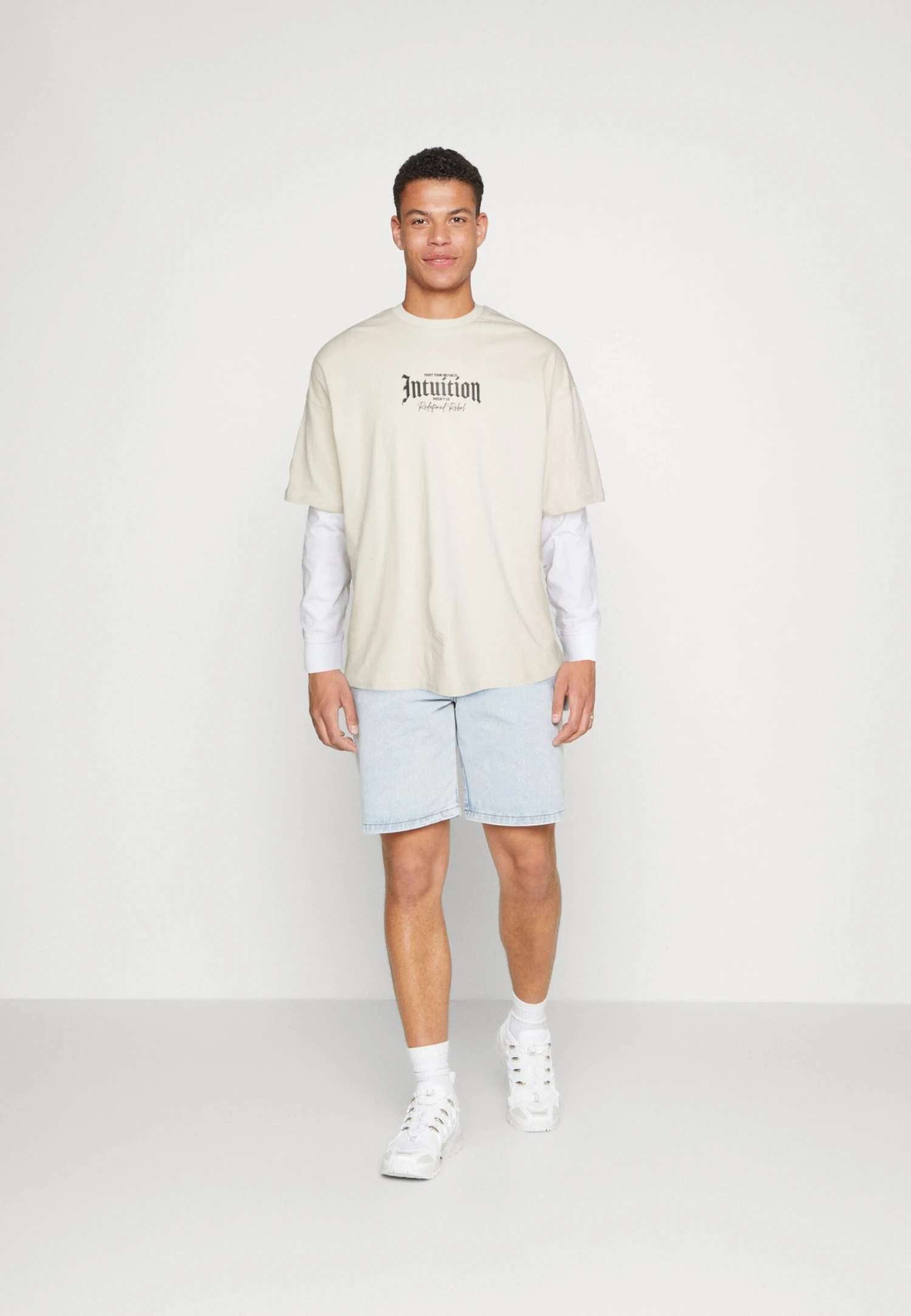 Redefined Rebel Rrdeacon Tee Unisex - Longsleeve - Pumice Stone 4 Redefined Rebel Rrdeacon Tee Unisex - Longsleeve - Pumice Stone - Afbeelding 2