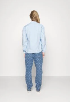 Redefined Rebel Tokyo Destroy- Relaxed Fit Jeans - Mid Blue -Redefined Rebel e5eaf32007854e7881d59771a8564758